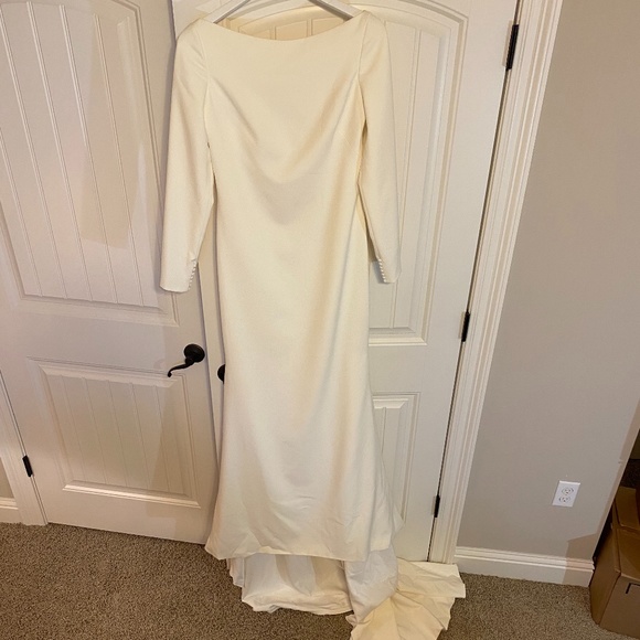Theia Flora Wedding Dress (long sleeve, sheath) - Picture 3 of 11